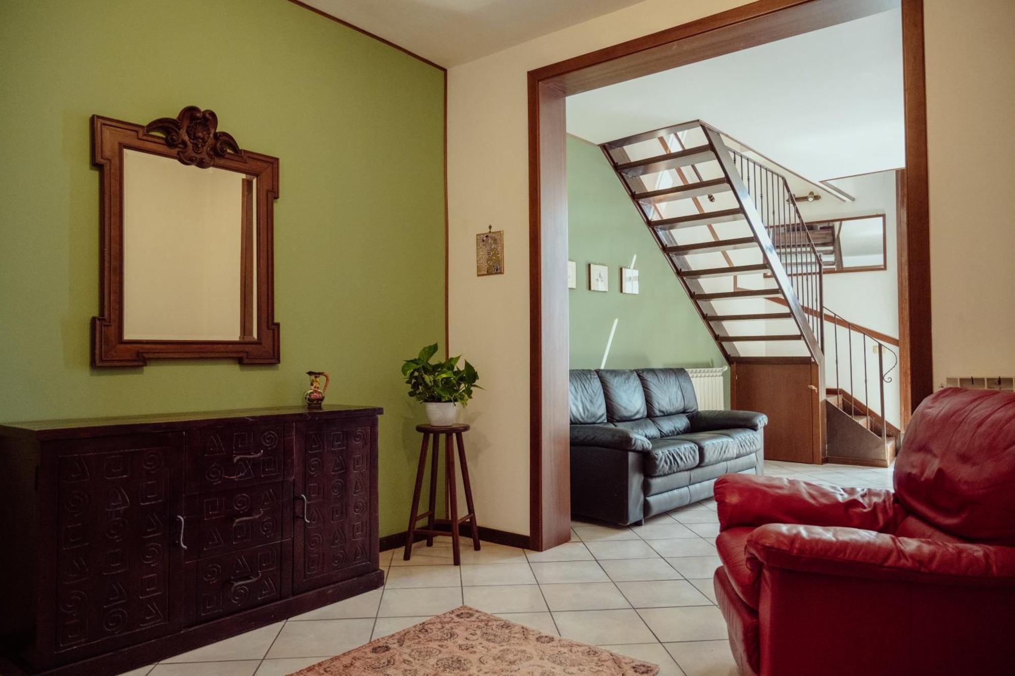 La Maison De Aeroporto di Catania Fontana Rossa Esterno foto